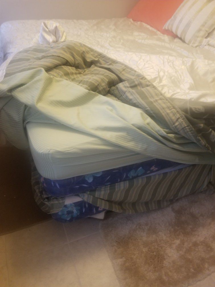 King Mattress Bed Set $100
