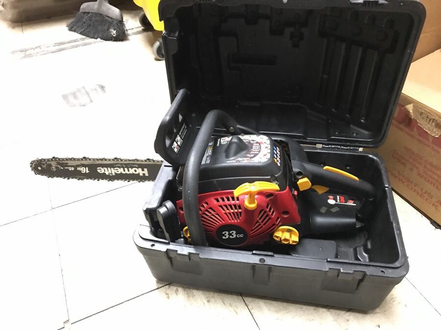 Homelite Chainsaw 33cc gas powered saw