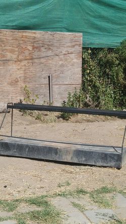 Gaurage floor shelf with 4 wheels