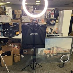 Large Ring Light 18 inch w/ Stand & Phone Holder for Selfie, YouTube, Tiktok, Makeup, Photography
