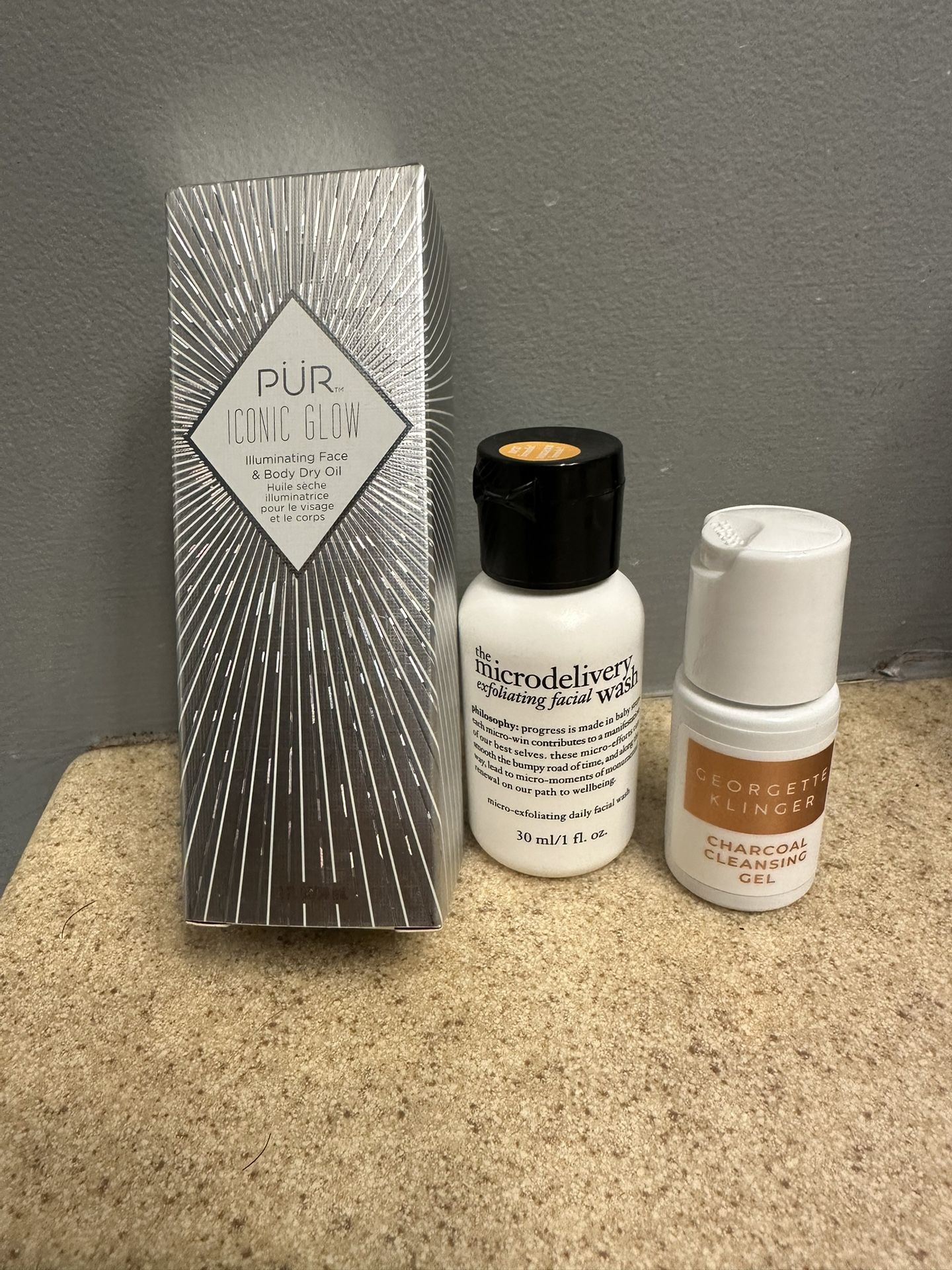 New! PUR Iconic Glow Illuminating Dry Oil 1 oz + Klinger & Philosophy Cleansers