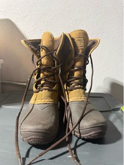 Northface Women’s Winter Hiking Boots Size 9