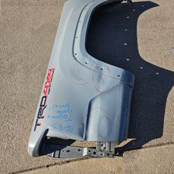 Toyota Tacoma right bed side Oem