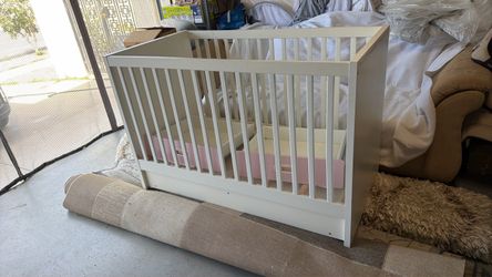 Infant baby crib