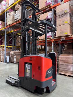 Linde R17SX 5195 High Deep Reach Forklift