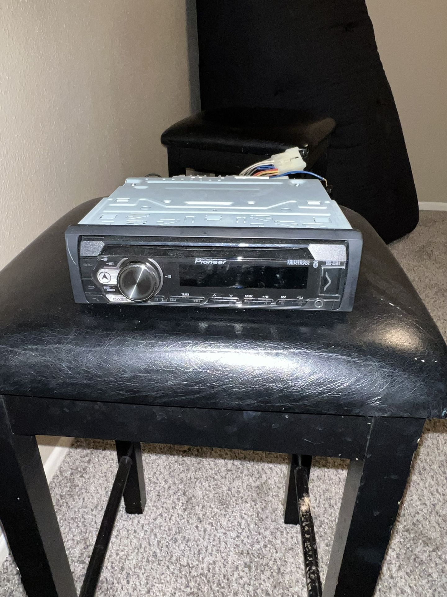 Pioneer Single-din Bluetooth Radio