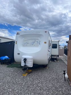 Mountaineer by Montana MM405 Travel Trailer