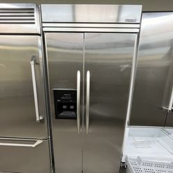 KITCHEN AID BUILT IN REFRIGERATOR 