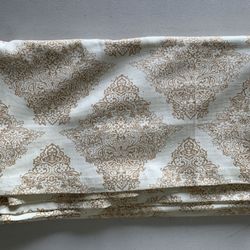 Curtains/Cortinas