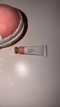 Glossier Cloud Paint 