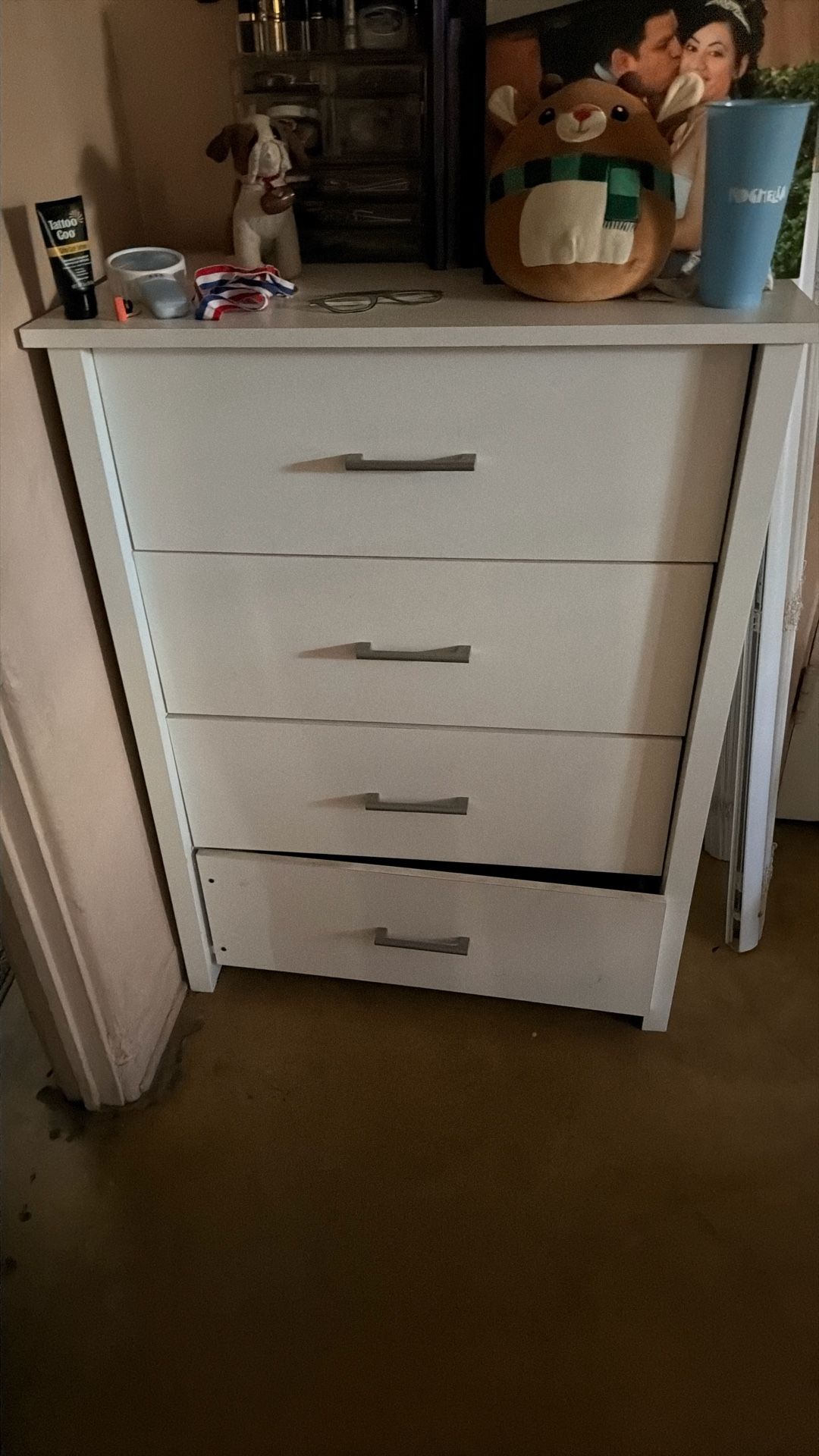 4 Drawer Dresser 