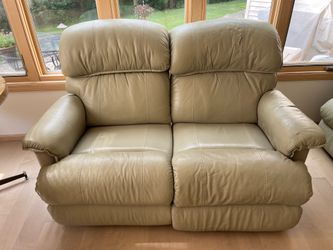 Lazy Boy Tan Leather Reclining Loveseat