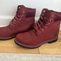 Women’s Burgundy Timberland Boots 8.5
