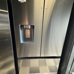 Samsung 3-Door French Door Refrigerator in Stainless Steel 