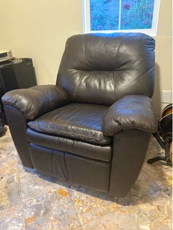 Manual recliner sofa