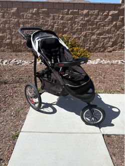 Graco jogging stroller