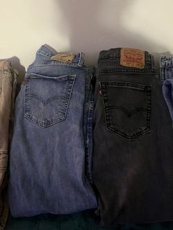 Men Jeans 4 Pair Of Jeans 34-30 Bundle plus Men Shirts Medium And Large