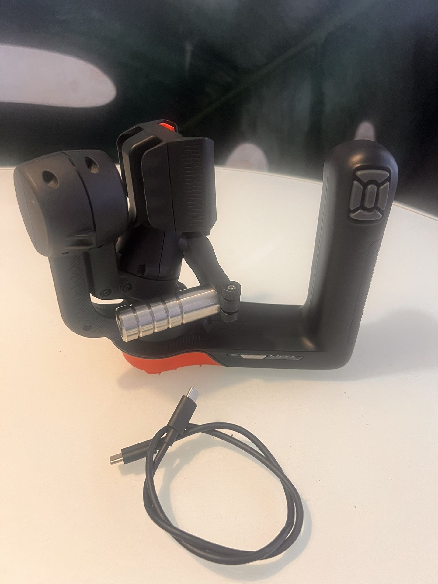 MOVI Gimbal with counter balances
