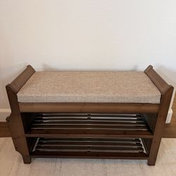 6-Pair Capacity Shoe Bench with Hidden Storage