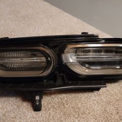 2019-2024 Chevy Camaro tail light RH 