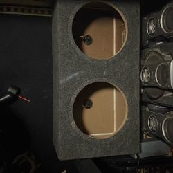 Dual 10” Subwoofer Box