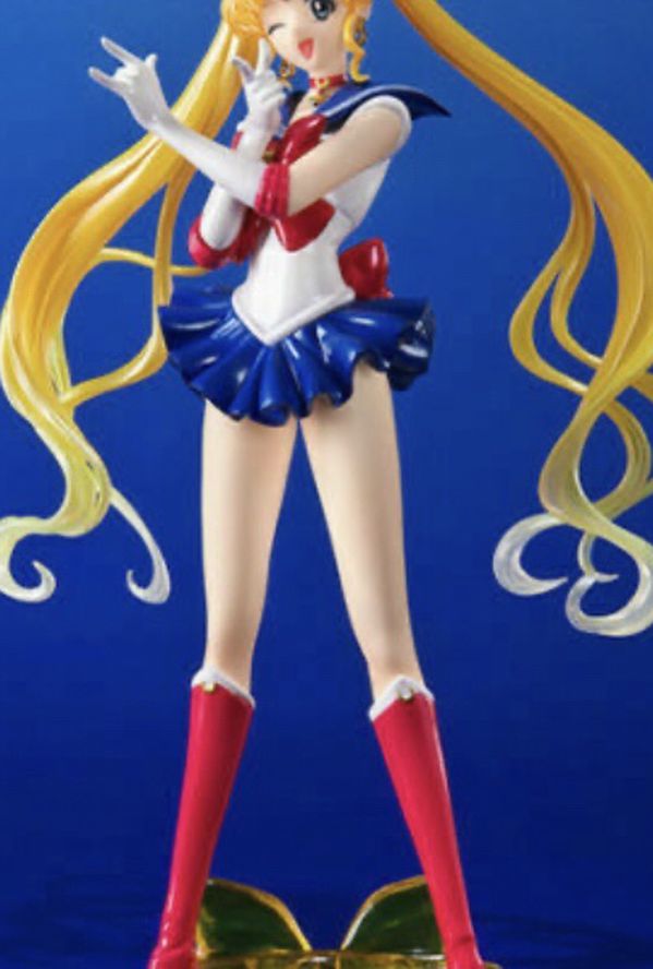 Sailor Moon - “Crystal” - Figurine