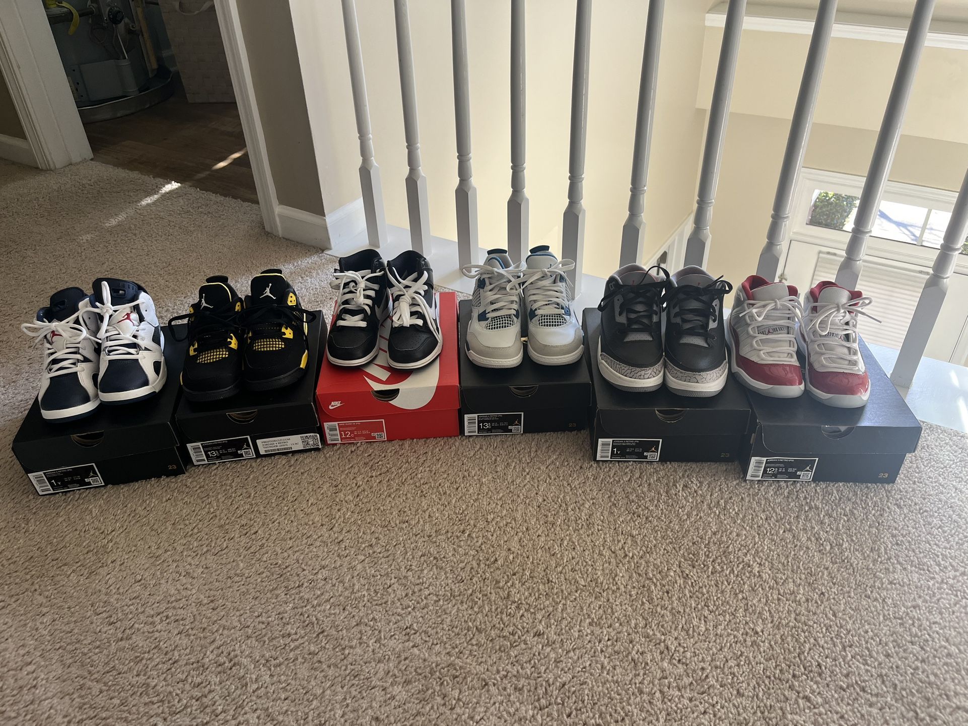 Slightly Used Kids Jordan / Dunk 