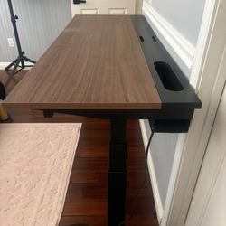 Adjustable Desk