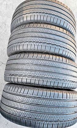 235/45/18 Michelin Selling 4 nearly new tires with 80% tread life remaining.🌟🌟