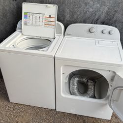Washer And Dryer Set Whirlpool High Efficiency Both Works Perfectly 
