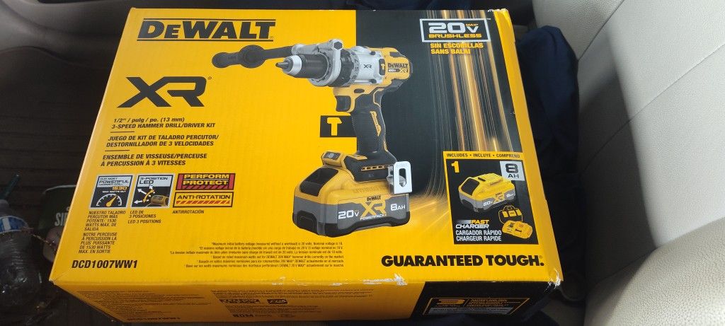 DeWalt XR 20v Brushless ½" 3 speed Hammer Drill/Driver Kit
