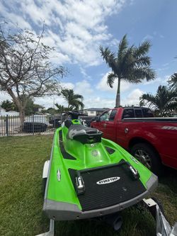2008 Yamaha vx110 clean title comes with trailer