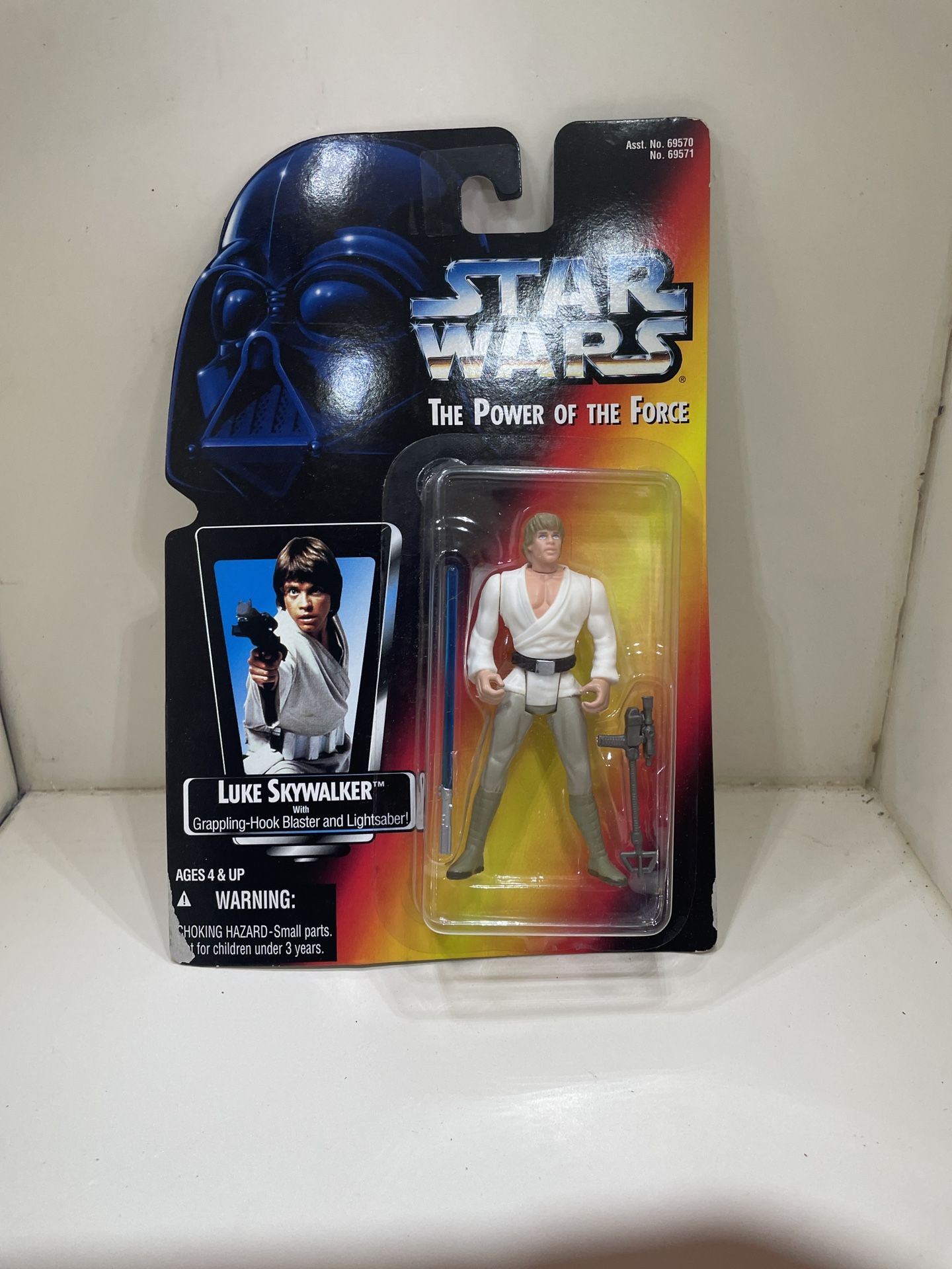 STAR WARS LUKE SKYWALKER POTF (RARE SHORT SABER 1995