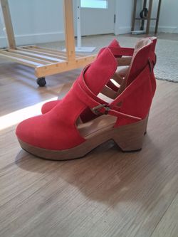 New Wo Wagas Faux Suede Platforms Ankle Shoes  Size  9.5
