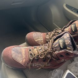 Itasca Hiking Boots Sz10