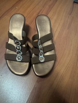 Sandalias
