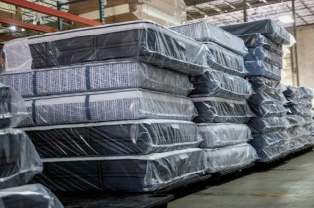 MUST SELL BRAND NEW BEDS STILL IN PLASTIC - LUXURY MATTRESSES