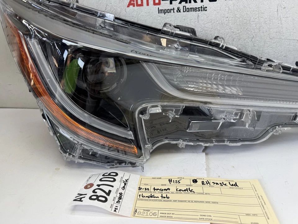 1broken tab 2020 - 2021 - 2022 TOYOTA COROLLA RIGHT SINGLE LED HEADLIGHT OEM AY82106