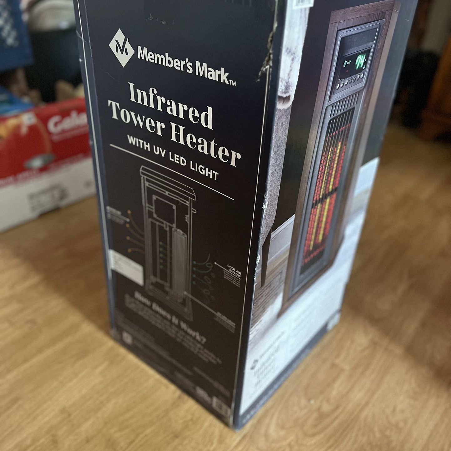 Member's Mark 23 3-Element Infrared Wood Tower Heater with UV LED Light  for Sale in Rialto, CA - OfferUp