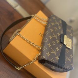 Louis Vuitton Shoulder Purse  