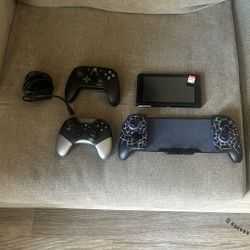 Nintendo Switch 