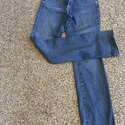 NYDJ Classic ladies Blue Denim STRAIGHT Jeans size 6