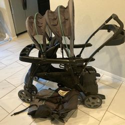 Carreola doble. Double Stroller 