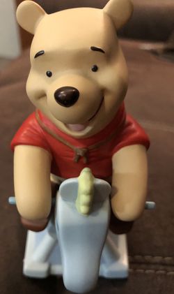 Disney Winnie the Pooh Figurine Rock-A-Bye and Sleep Tight Precious One
