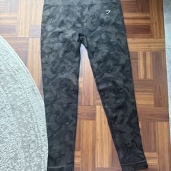New Gym Shark Leggings Size Large 