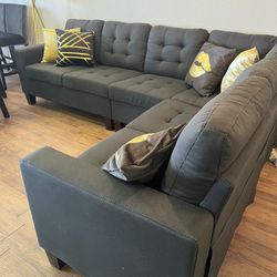 Brand New In Box  Black Sectional 