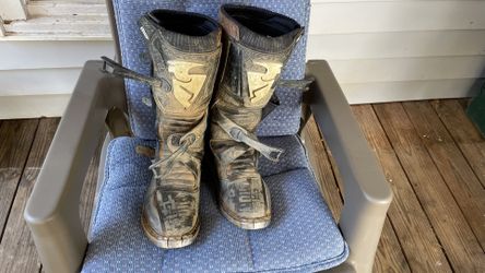 Motorcycle boots