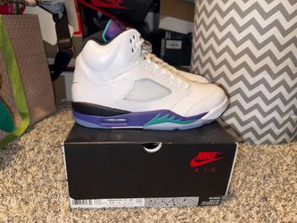 Air Jordan 5 Grape 2025 size 11 DS