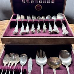 Vintage Reed & Barton Silverware Set 