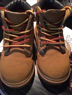 Toddler boots size 7